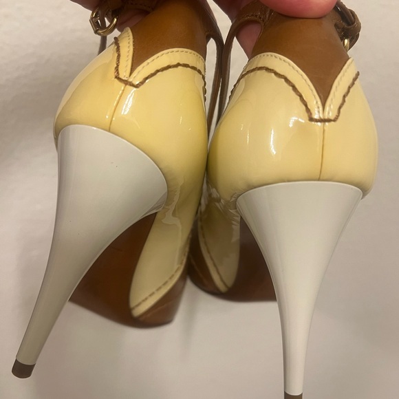Louis Vuitton tri-color high heels in size 36👀☝️❤️‍🔥Authentic!👍 - Picture 4 of 10